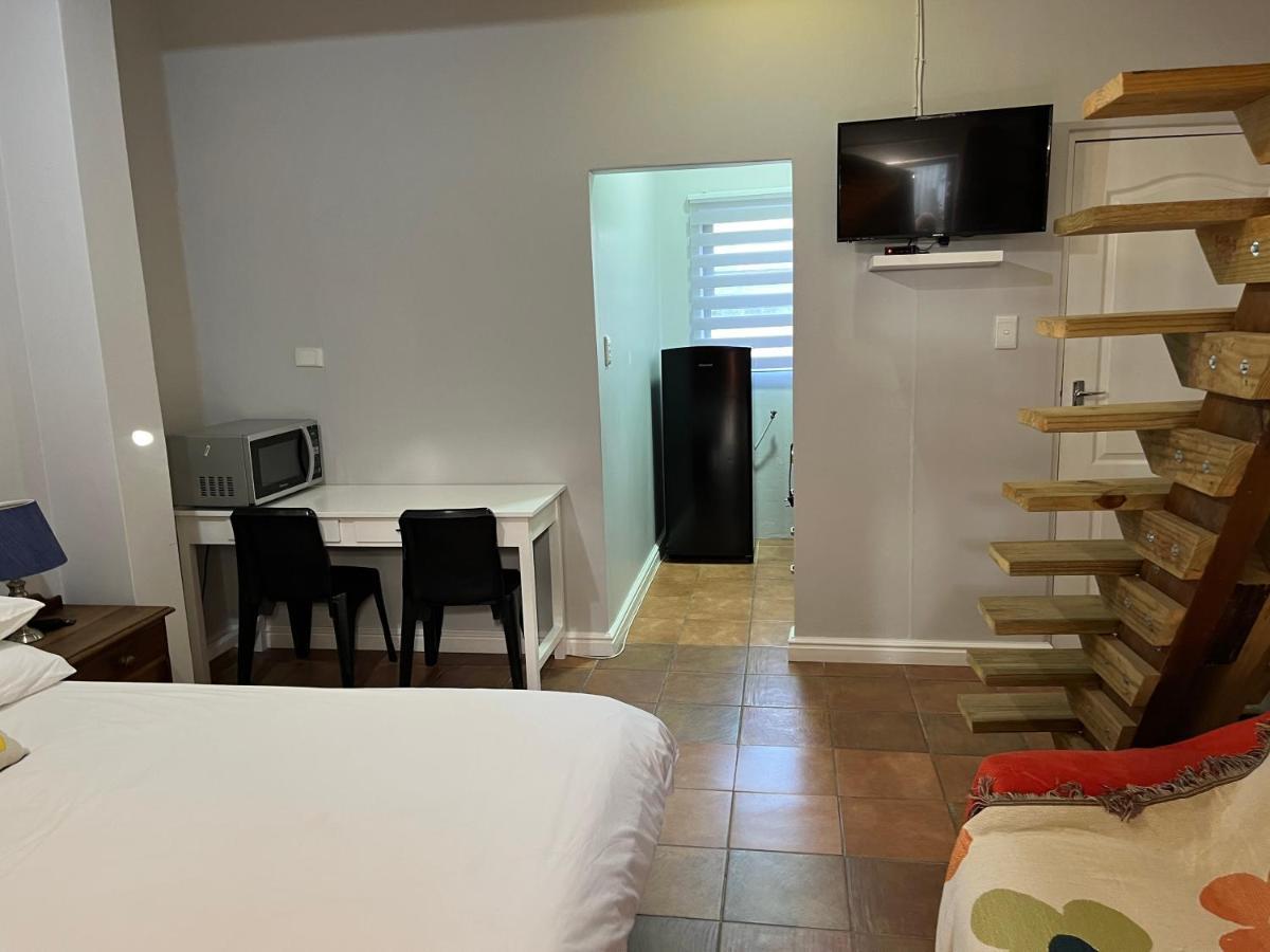 Studio 7 On Risa Port Elizabeth Exterior photo